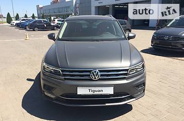 Внедорожник / Кроссовер Volkswagen Tiguan 2018 в Николаеве