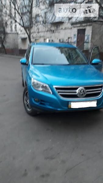 Позашляховик / Кросовер Volkswagen Tiguan 2008 в Звягелі