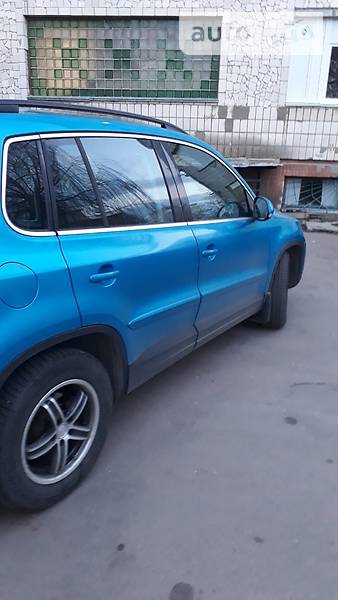 Позашляховик / Кросовер Volkswagen Tiguan 2008 в Звягелі