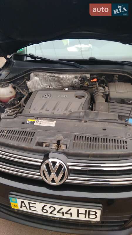 Позашляховик / Кросовер Volkswagen Tiguan 2013 в Кривому Розі