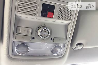 Позашляховик / Кросовер Volkswagen Tiguan 2016 в 