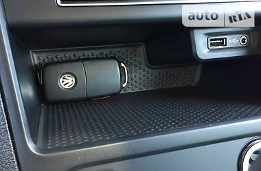 Позашляховик / Кросовер Volkswagen Tiguan 2016 в 