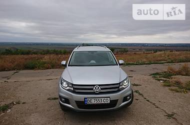 Внедорожник / Кроссовер Volkswagen Tiguan 2012 в Вознесенске