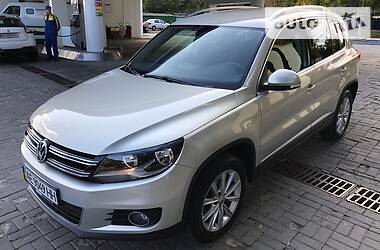 Позашляховик / Кросовер Volkswagen Tiguan 2013 в Дніпрі