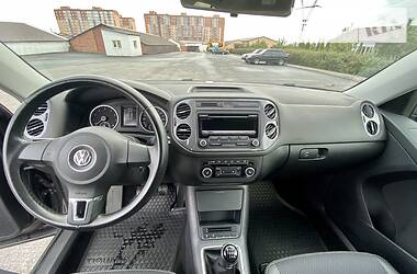 Внедорожник / Кроссовер Volkswagen Tiguan 2012 в Днепре