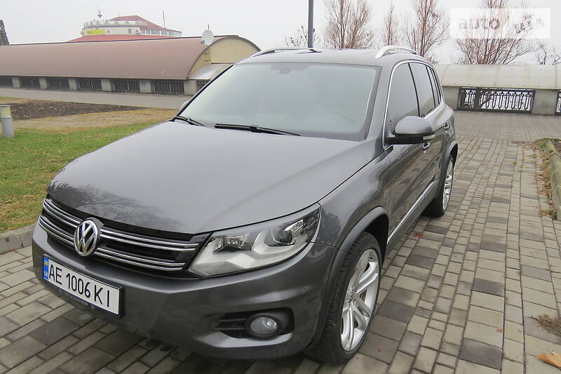 Позашляховик / Кросовер Volkswagen Tiguan 2012 в Дніпрі