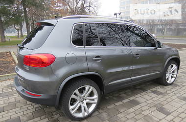 Позашляховик / Кросовер Volkswagen Tiguan 2012 в Дніпрі