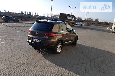 Внедорожник / Кроссовер Volkswagen Tiguan 2014 в Львове