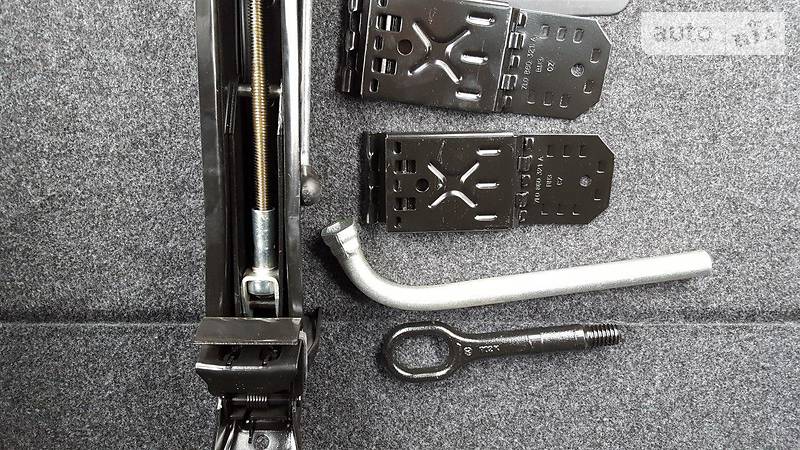 Позашляховик / Кросовер Volkswagen Tiguan 2014 в Старобільську