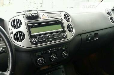 Позашляховик / Кросовер Volkswagen Tiguan 2008 в 