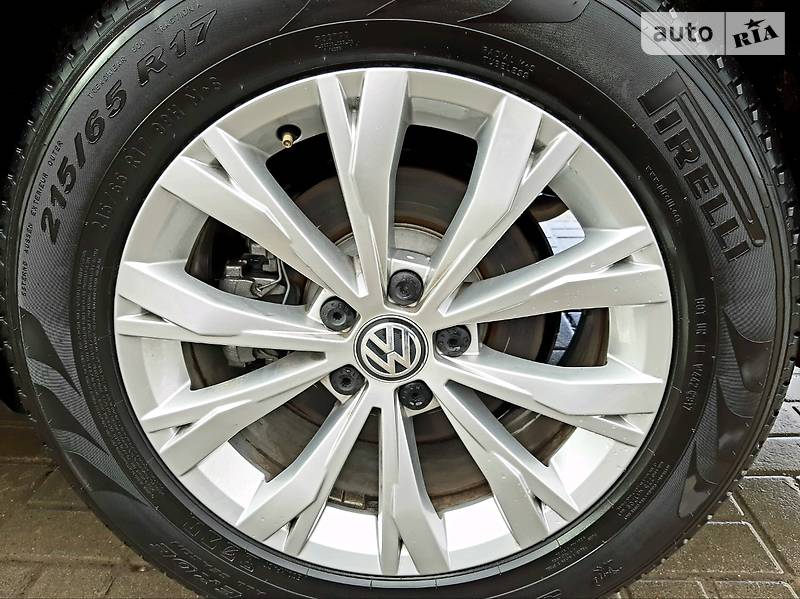 Внедорожник / Кроссовер Volkswagen Tiguan 2017 в Ровно фото 26 Внедорожник / Кроссовер Volkswagen Tiguan 2017 в Ровно