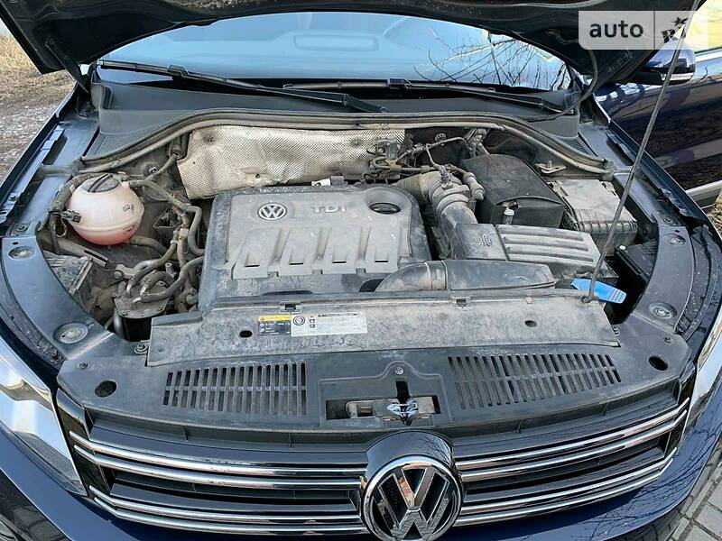 Позашляховик / Кросовер Volkswagen Tiguan 2014 в Харкові