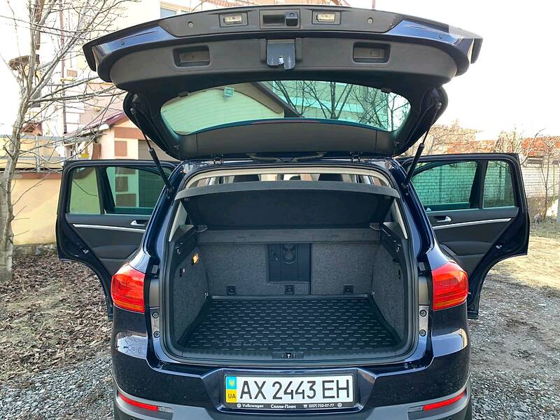 Позашляховик / Кросовер Volkswagen Tiguan 2014 в Харкові