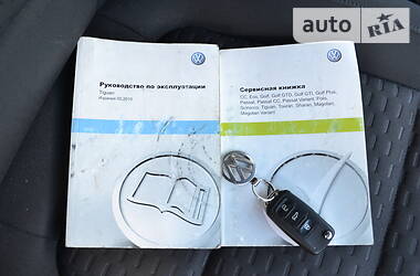 Позашляховик / Кросовер Volkswagen Tiguan 2010 в 
