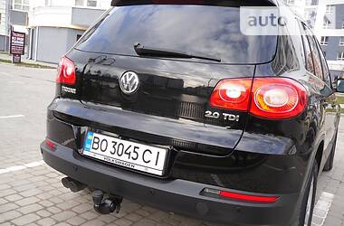 Внедорожник / Кроссовер Volkswagen Tiguan 2009 в 