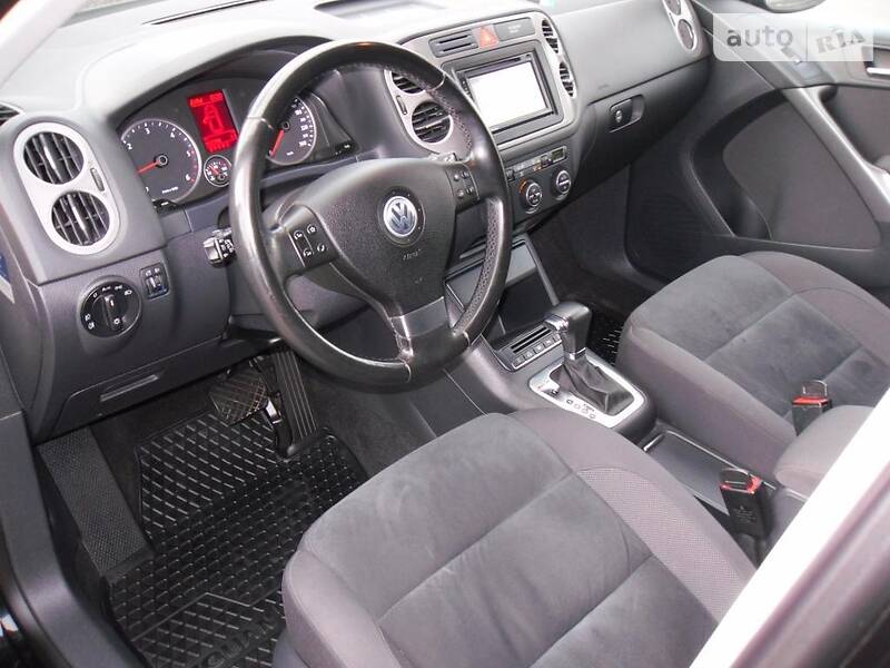 Позашляховик / Кросовер Volkswagen Tiguan 2009 в Івано-Франківську