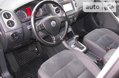Внедорожник / Кроссовер Volkswagen Tiguan 2009 в 