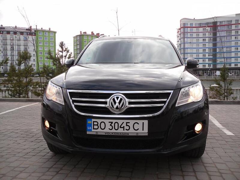 Позашляховик / Кросовер Volkswagen Tiguan 2009 в Івано-Франківську