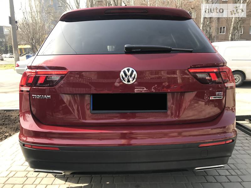 Позашляховик / Кросовер Volkswagen Tiguan 2018 в Одесі