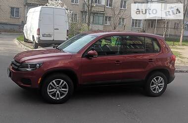 Внедорожник / Кроссовер Volkswagen Tiguan 2012 в Херсоне