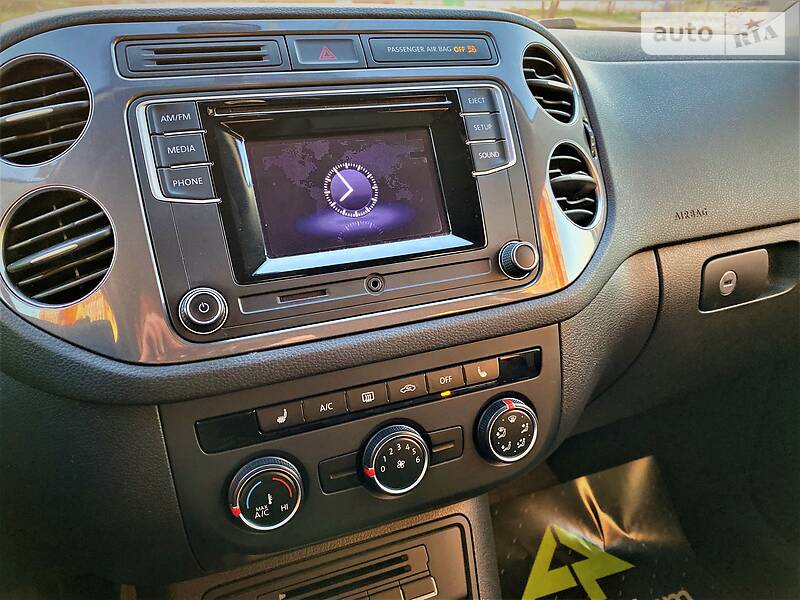 Позашляховик / Кросовер Volkswagen Tiguan 2016 в Херсоні