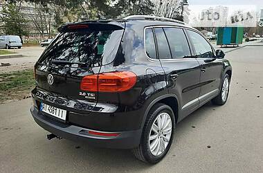 Внедорожник / Кроссовер Volkswagen Tiguan 2011 в Киеве