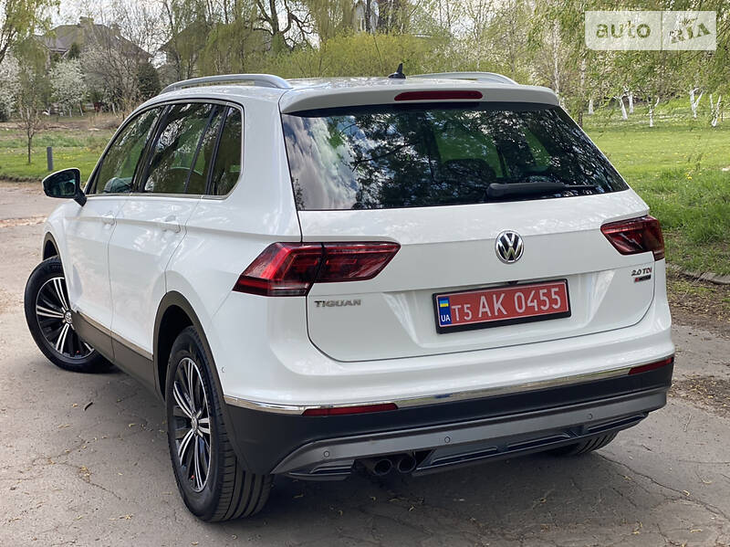 Позашляховик / Кросовер Volkswagen Tiguan 2016 в Рівному