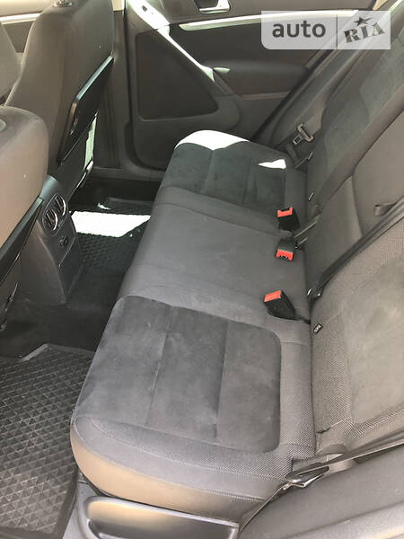 Внедорожник / Кроссовер Volkswagen Tiguan 2012 в Одессе