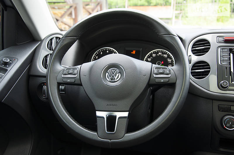 Позашляховик / Кросовер Volkswagen Tiguan 2016 в Рівному фото 77 Позашляховик / Кросовер Volkswagen Tiguan 2016 в Рівному