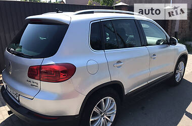 Внедорожник / Кроссовер Volkswagen Tiguan 2012 в Борисполе