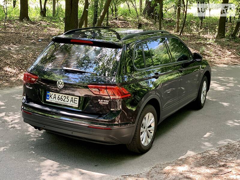 Позашляховик / Кросовер Volkswagen Tiguan 2017 в Києві