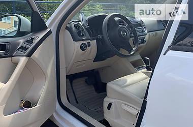 Позашляховик / Кросовер Volkswagen Tiguan 2012 в Києві