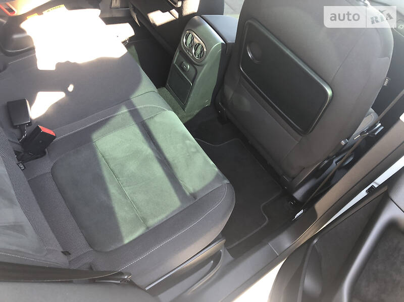 Позашляховик / Кросовер Volkswagen Tiguan 2016 в Дніпрі