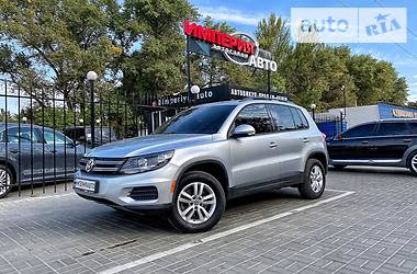 Внедорожник / Кроссовер Volkswagen Tiguan 2017 в Херсоне