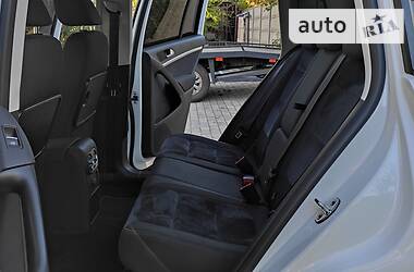 Внедорожник / Кроссовер Volkswagen Tiguan 2012 в 