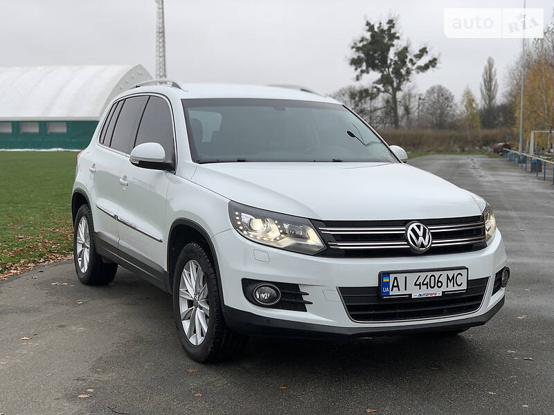 Внедорожник / Кроссовер Volkswagen Tiguan 2015 в Киеве