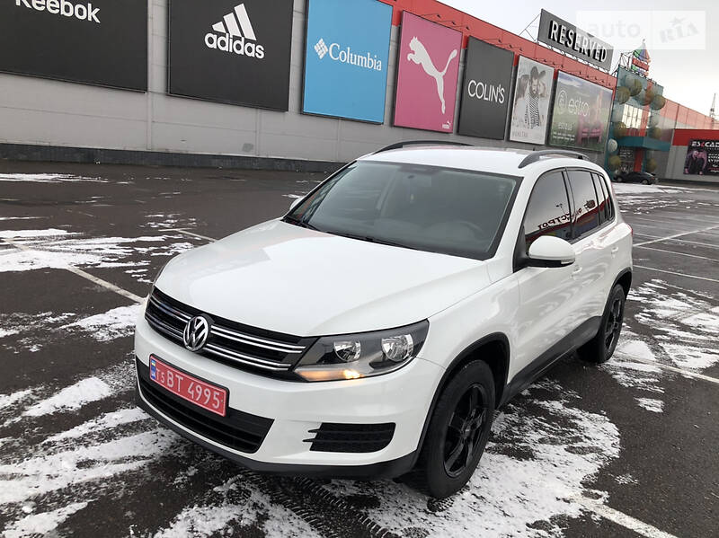 Внедорожник / Кроссовер Volkswagen Tiguan 2014 в Ровно