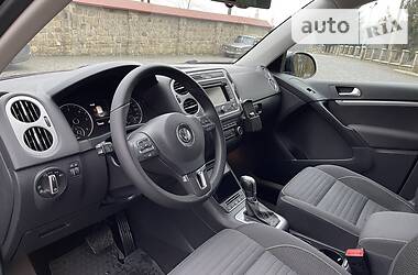 Внедорожник / Кроссовер Volkswagen Tiguan 2014 в Черновцах