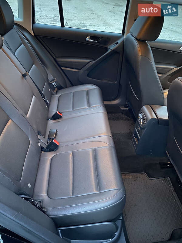 Позашляховик / Кросовер Volkswagen Tiguan 2017 в Києві