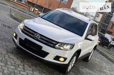 Внедорожник / Кроссовер Volkswagen Tiguan 2014 в Ивано-Франковске