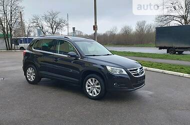 Позашляховик / Кросовер Volkswagen Tiguan 2009 в Полтаві