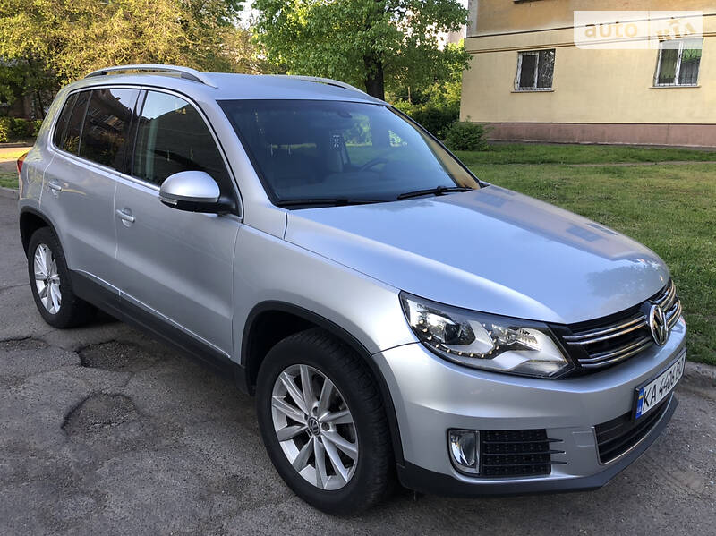 Внедорожник / Кроссовер Volkswagen Tiguan 2015 в Киеве