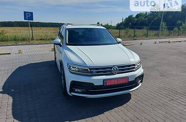 Внедорожник / Кроссовер Volkswagen Tiguan 2018 в Радивилове