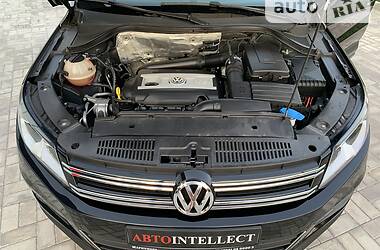 Внедорожник / Кроссовер Volkswagen Tiguan 2017 в Мариуполе