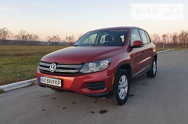 Позашляховик / Кросовер Volkswagen Tiguan 2012 в Харкові