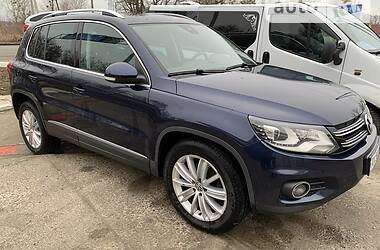 Внедорожник / Кроссовер Volkswagen Tiguan 2012 в Изюме