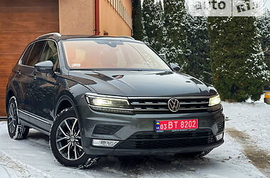 Позашляховик / Кросовер Volkswagen Tiguan 2017 в Мукачевому