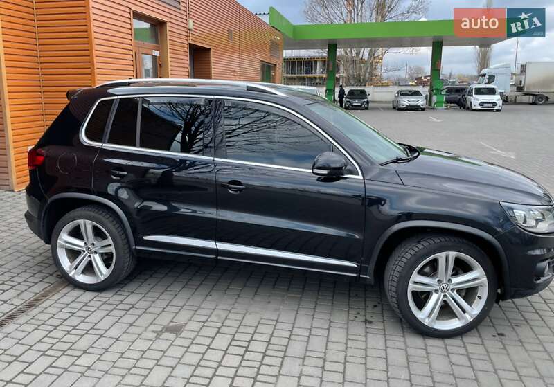 Позашляховик / Кросовер Volkswagen Tiguan 2013 в Одесі