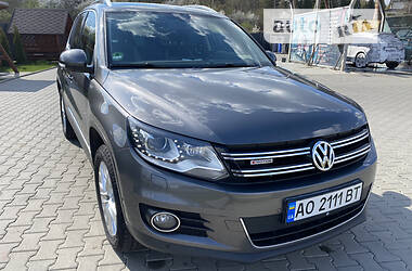 Внедорожник / Кроссовер Volkswagen Tiguan 2014 в Иршаве