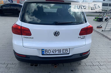 Хетчбек Volkswagen Tiguan 2012 в Тернополі